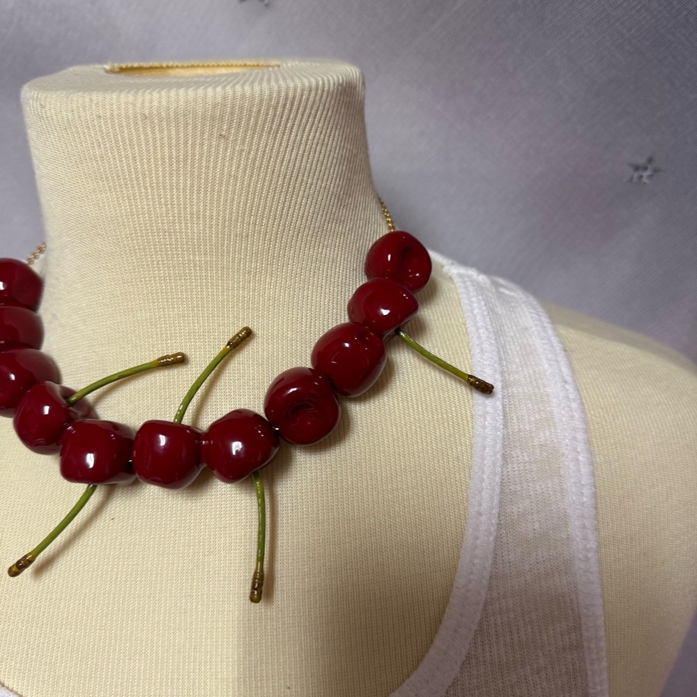 JACQUEMUS cherry necklaces - Picture 7 of 16